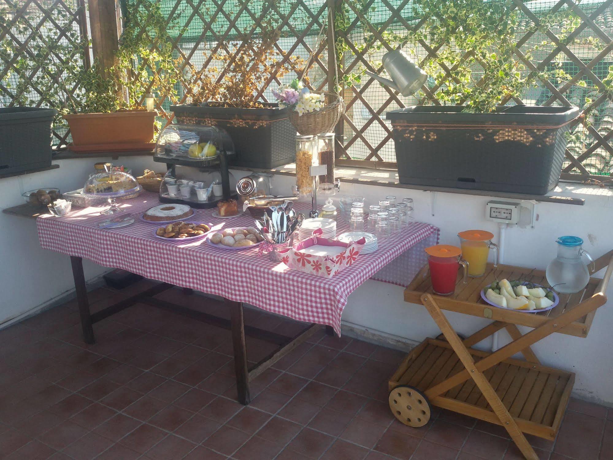 パレルモ ラ テラッツァ スル セントロ Bed & Breakfast エクステリア 写真