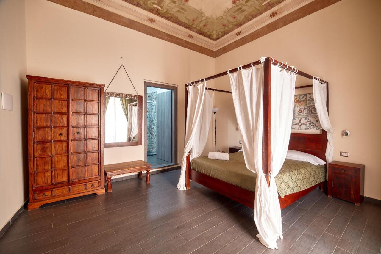 パレルモ ラ テラッツァ スル セントロ Bed & Breakfast エクステリア 写真